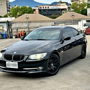 2011 BMW 3-Series Coupe 320i