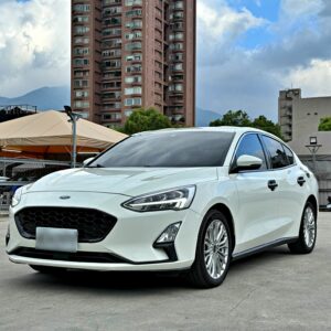 2020 Ford Focus 4D EcoBoost 182 17 SLA