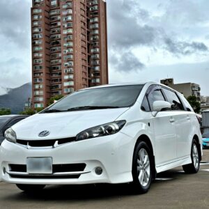 2010 Toyota Wish 2.0 E