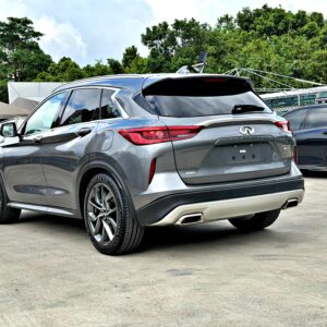 2020 Infiniti QX50 2.0t 旗艦款右後 45 度外觀與 20 吋鋁圈