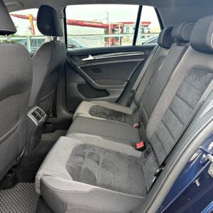 2013 Volkswagen Golf 1.4 TSI High Line 後座空間與後座出風口