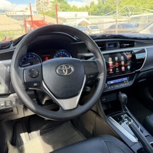 2015 Corolla Altis 駕駛座視角 方向盤快控鍵與中控螢幕