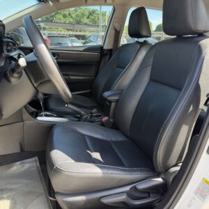 2015 Corolla Altis 駕駛座與前座椅 黑色內裝