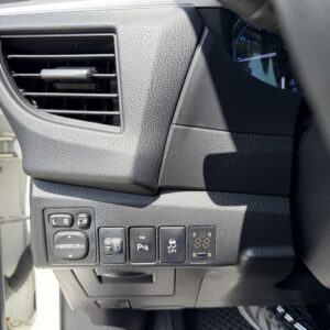 2015 Corolla Altis 駕駛座左下按鍵組 電動後視鏡與倒車雷達開關