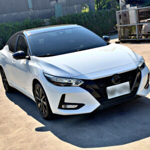 2022 Nissan Sentra 1.6 尊爵智駕版 白色 右前 45 度外觀
